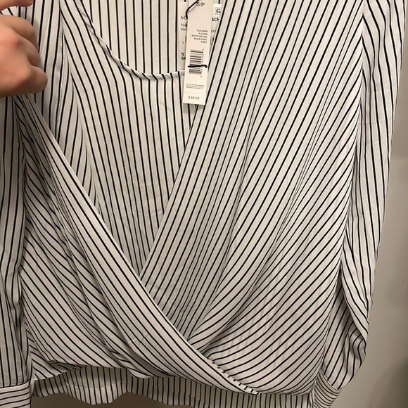 NWT draped T Tahari blouse - Picture 4 of 10